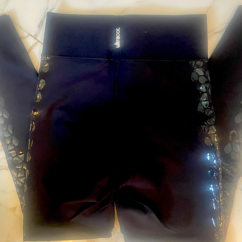 Ultracor Black High-Waist Leggings with Glossy Side Detail. Never worn.  NEW